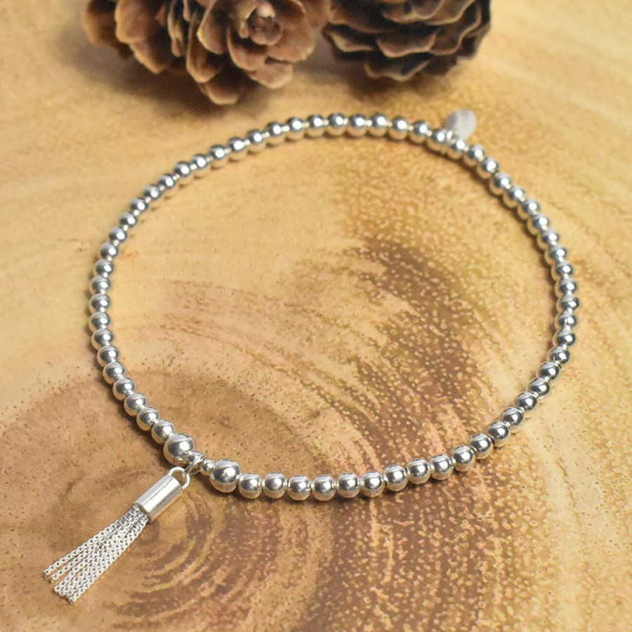 Dainty Tassel Bracelet - Nova Keepsakes 